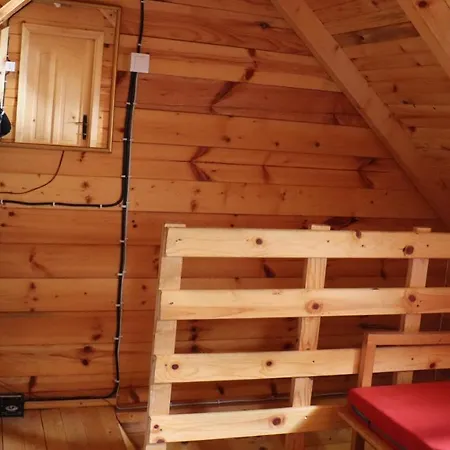 בית נופש Vikendice Mijajlovic 1 Kursumlija