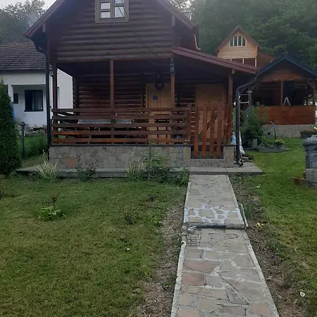 Vikendice Mijajlovic 1 בית נופש *